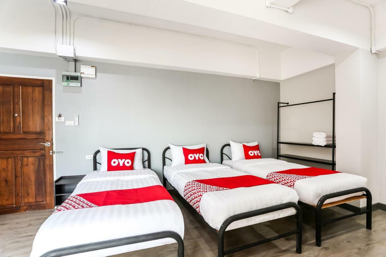 โรงแรม Canary House Rachawong คานารี่ เฮ้าส์ ราชวงศ์